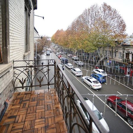City Lux Hotel Tiflis Dış mekan fotoğraf