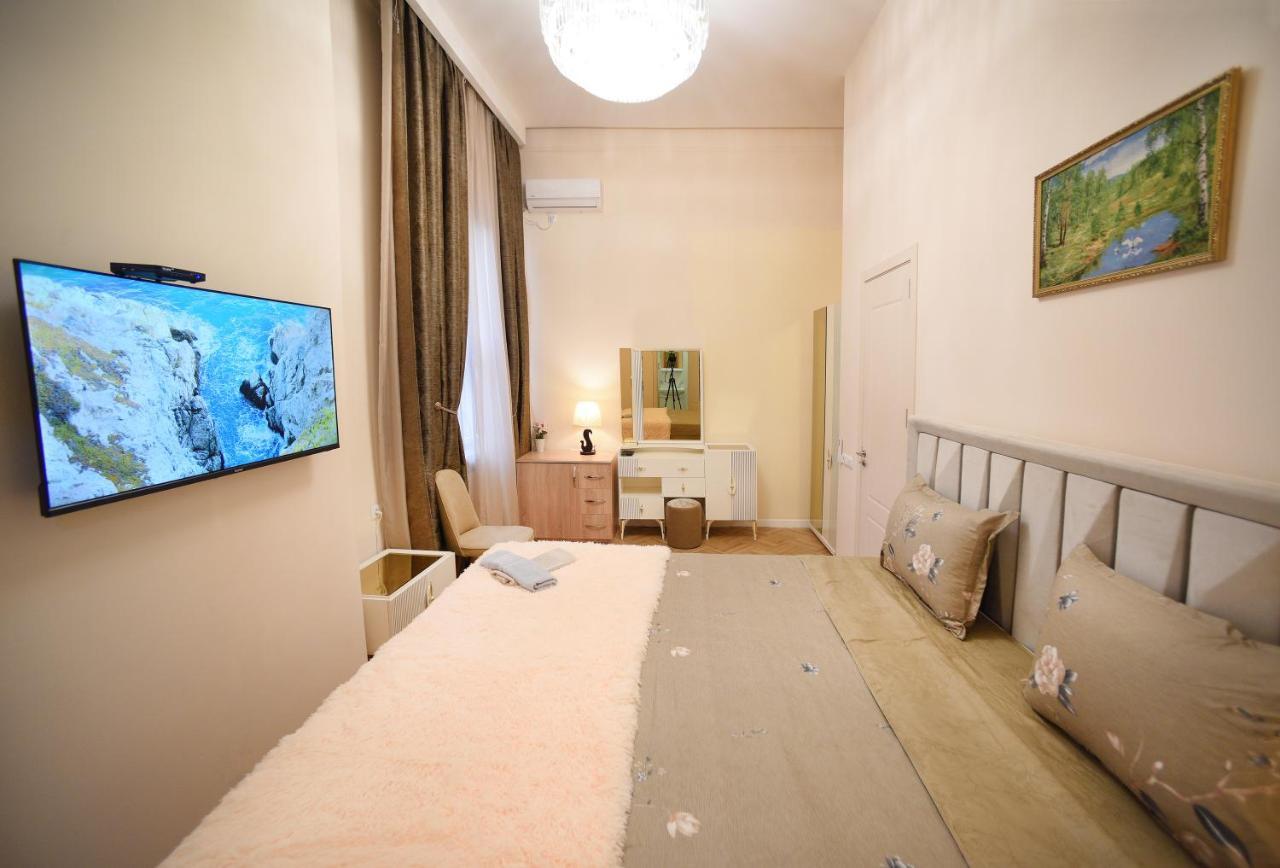 City Lux Hotel Tiflis Dış mekan fotoğraf