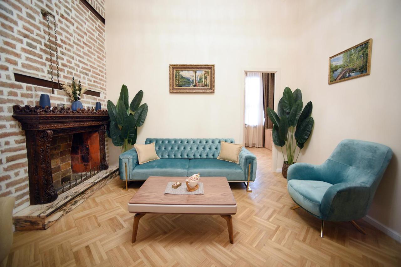 City Lux Hotel Tiflis Dış mekan fotoğraf