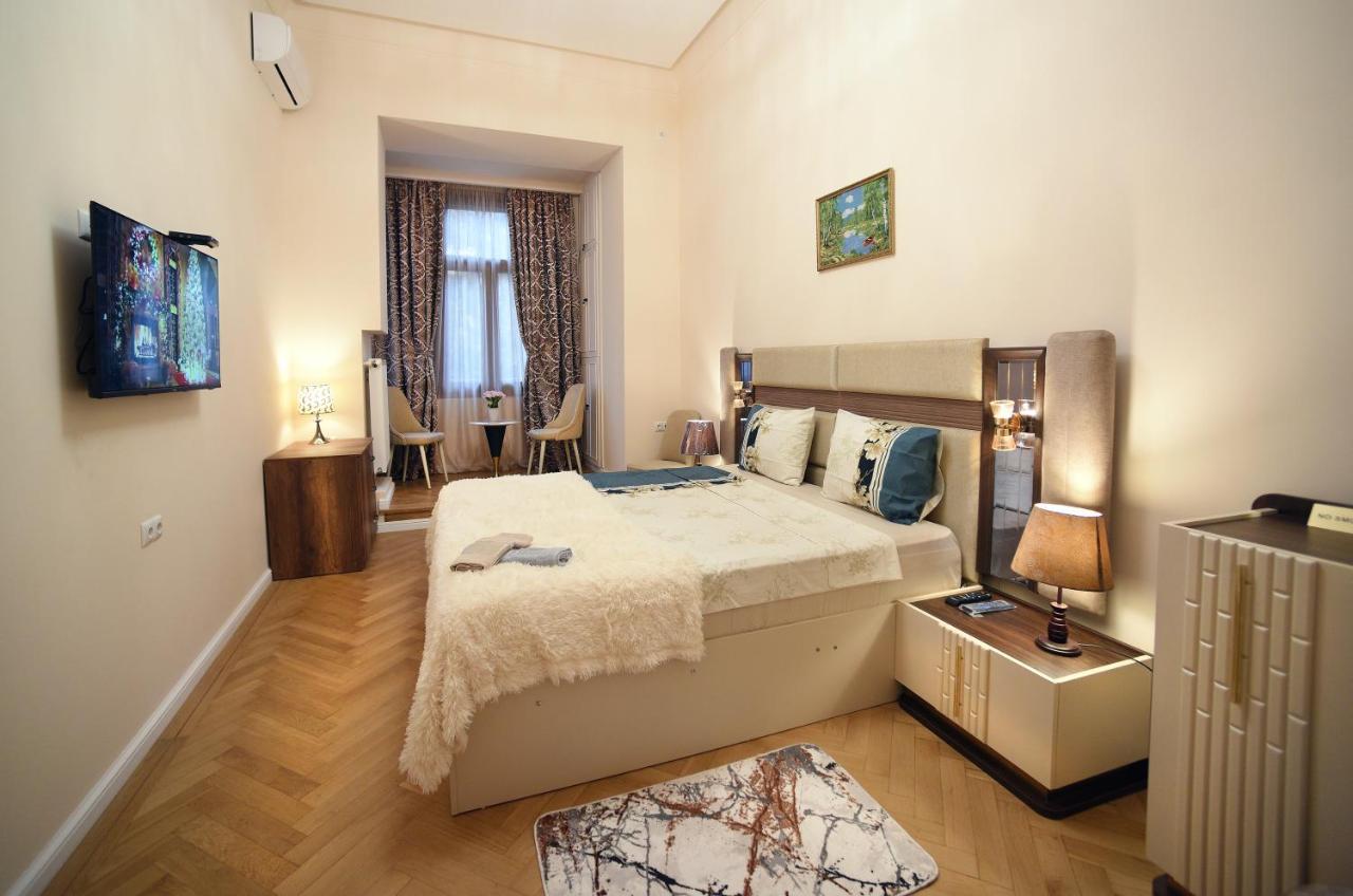 City Lux Hotel Tiflis Dış mekan fotoğraf