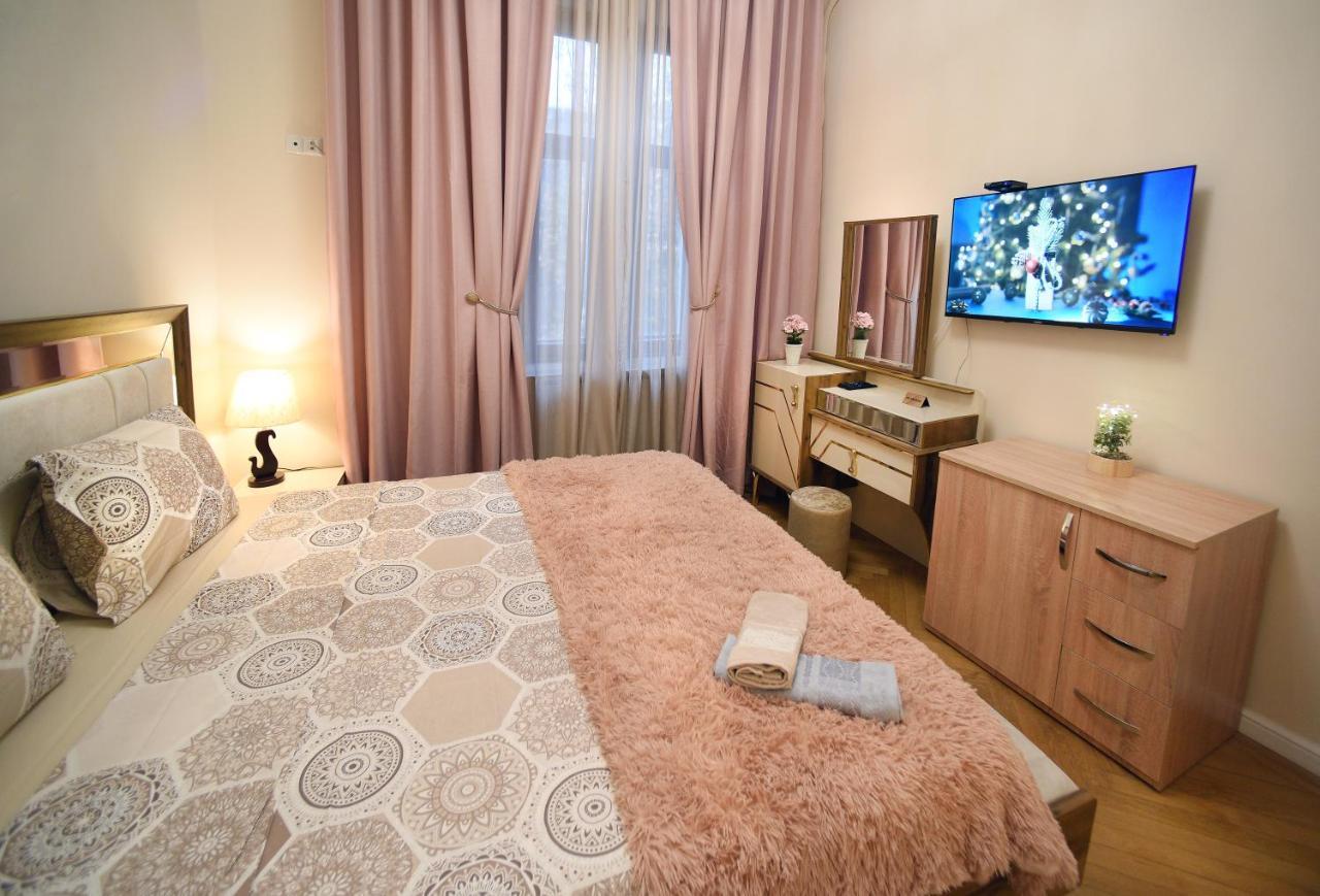 City Lux Hotel Tiflis Dış mekan fotoğraf