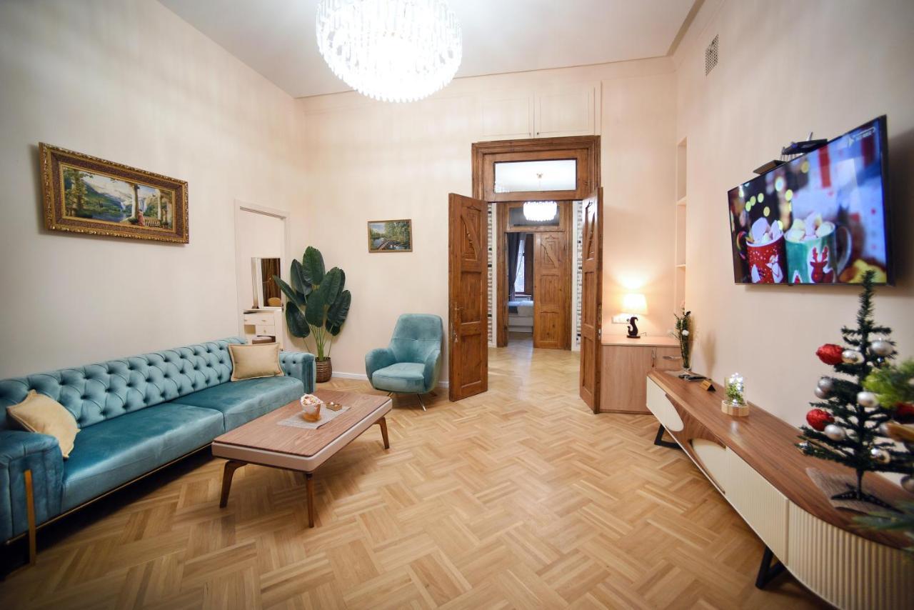 City Lux Hotel Tiflis Dış mekan fotoğraf