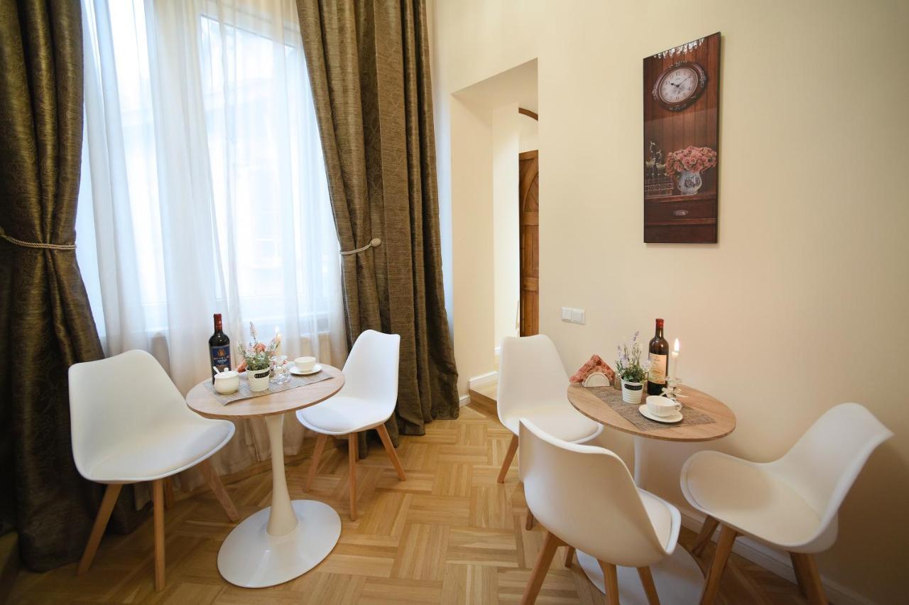 City Lux Hotel Tiflis Dış mekan fotoğraf