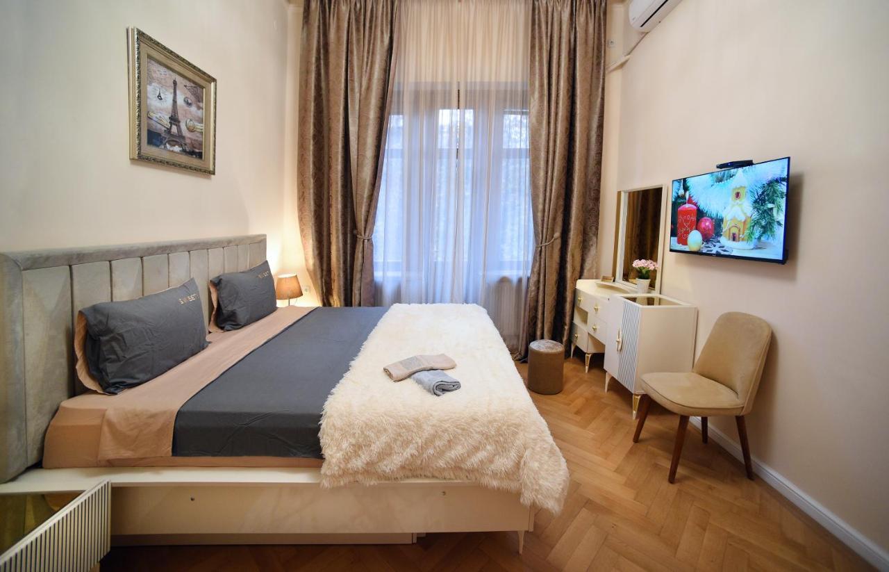 City Lux Hotel Tiflis Dış mekan fotoğraf